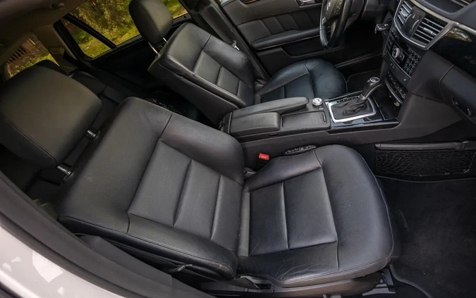Mercedes-Benz Klasa E cena 33900 przebieg: 284000, rok produkcji 2011 z Ujazd małe 667